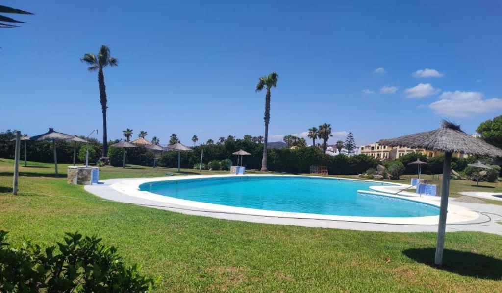 Apartamento En Urbanizacion De Primera Linea De Playa, Atlanterra Zahara De Los Atunes Exterior photo